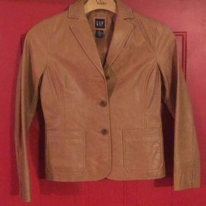 Vintage vibe leather jacket